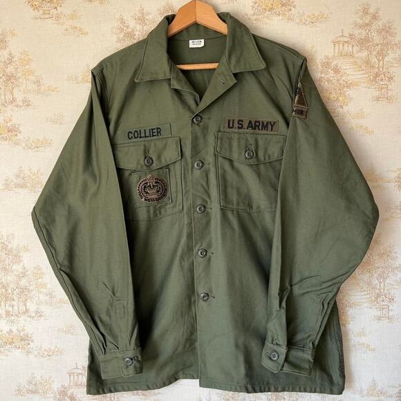 1971 Deadstock US Army OG-107 Cotton Sateen ShirtDrill Sgt PatchesL/XL